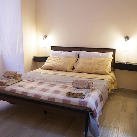 Giulia'S Home Наполи Екстериор снимка
